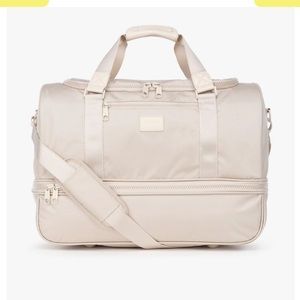 CALPAK Stevyn duffel in color dune